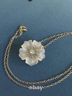 18ct Yellow Gold Solitaire Diamond Necklace Rose Quartz Carved Flower Pendant 7g
