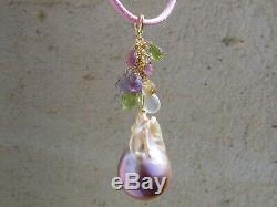 Pendant Gold 18 CT, 1 Pearl Baroque Freshwater And 10 Stones Precious