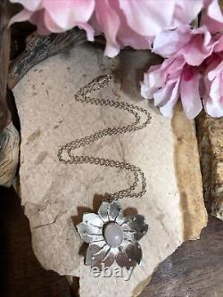 Sterling 925 Rolo chain link Rose Quartz Flower Pendant Necklace 23.4g, 18