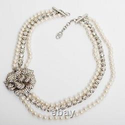 VALENTINO Lady Crystals White Pearl Rose Necklace Fashion Charm Pendant Chocker