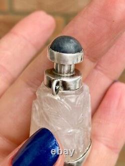 VINTAGE SILVER & CARVED CRYSTAL SCENT BOTTLE PENDANT 4.1 CM LONG BOTTOM 1.8x2cm